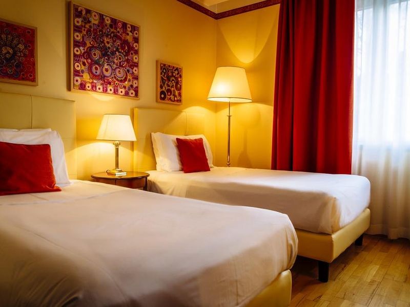 Hotel Photo 3