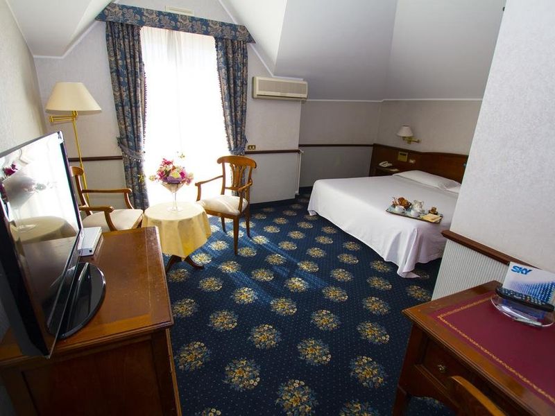 Hotel Photo 4