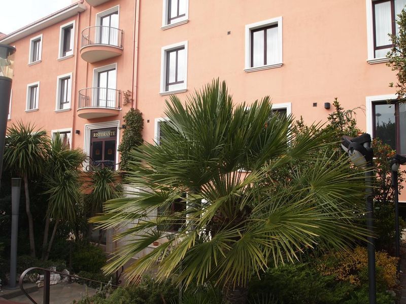 Hotel Photo 20