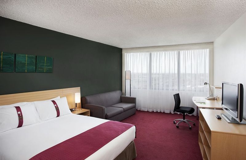 Holiday Inn Melbourne Airport, an IHG Hotel