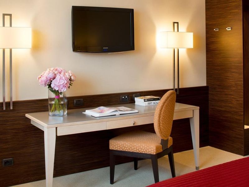 Hotel Photo 7