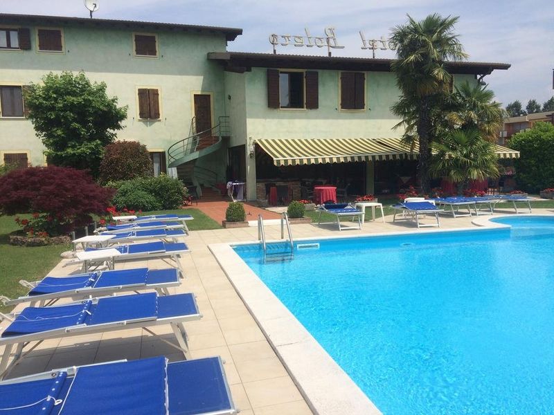 Hotel Photo 1