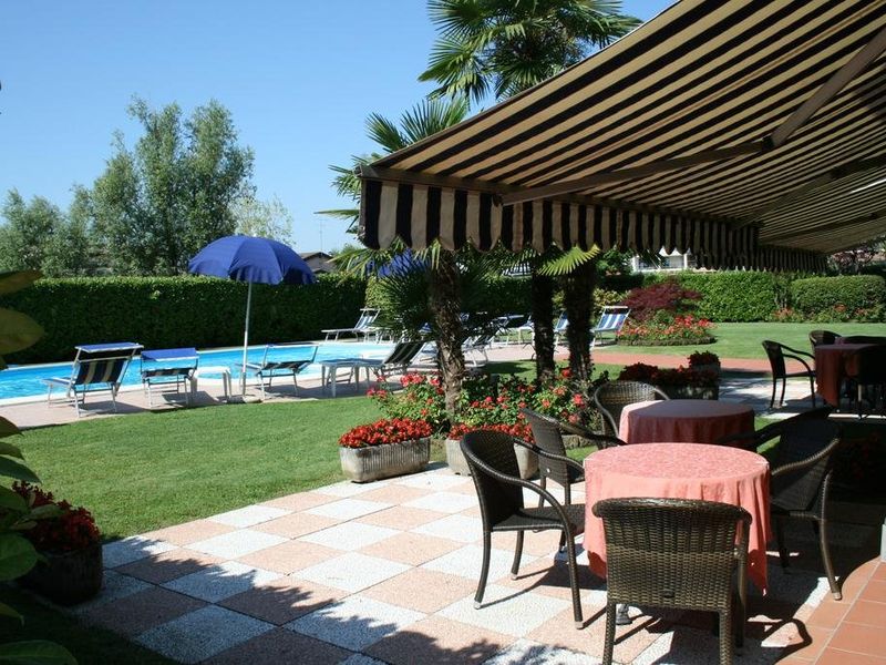 Hotel Photo 16