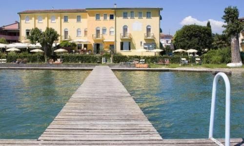 Hotel Photo 16