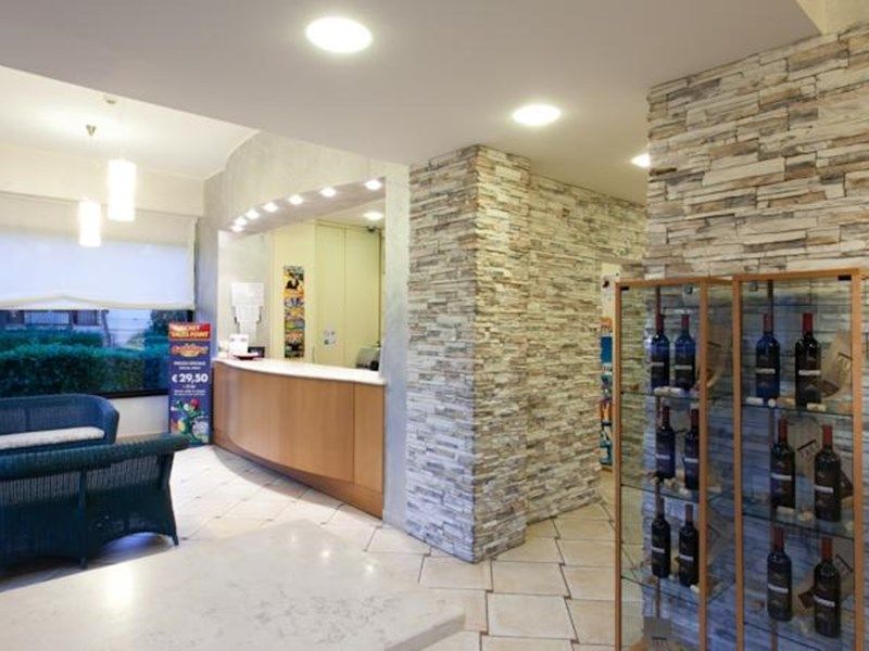 Hotel Photo 14