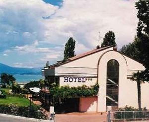 Yachting Hotel Mistral Sirmione Italy