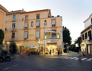 La Piazzetta Guest House Sorrento Italy