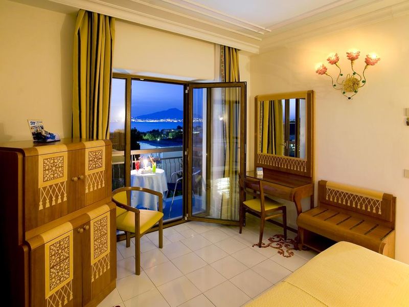 Hotel Photo 3