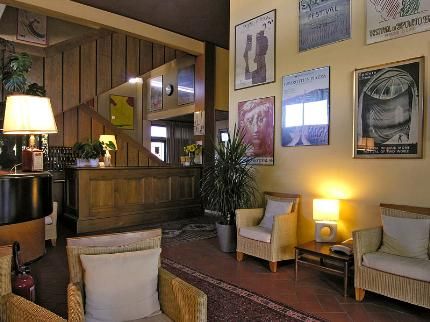 Hotel Photo 8