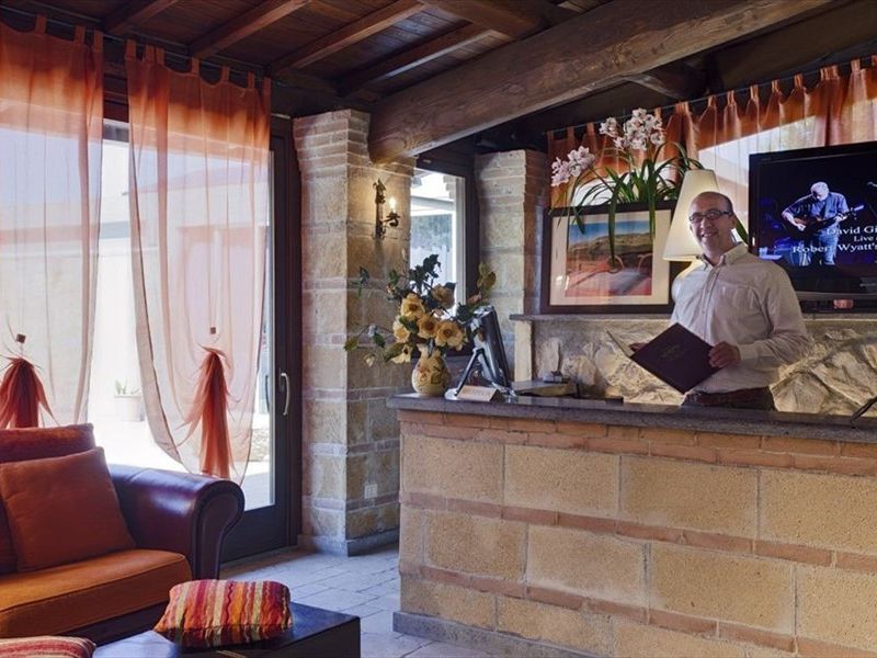 Hotel Photo 16