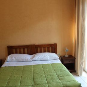 NearBy Hotel