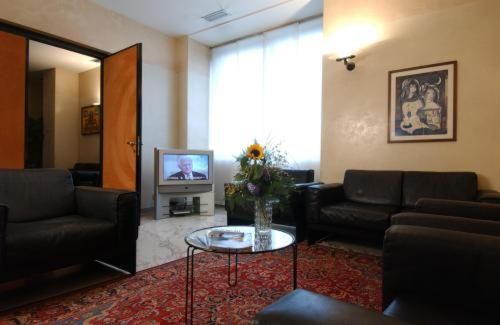 Hotel Photo 5