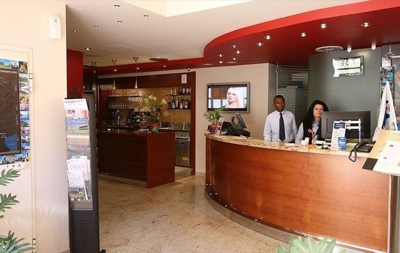 Hotel Photo 16
