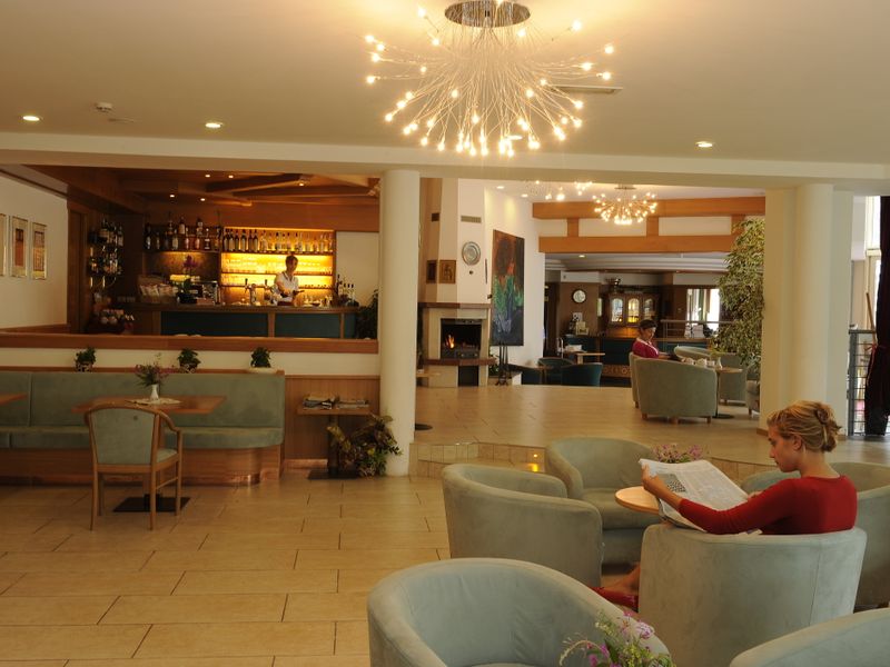 Hotel Photo 9