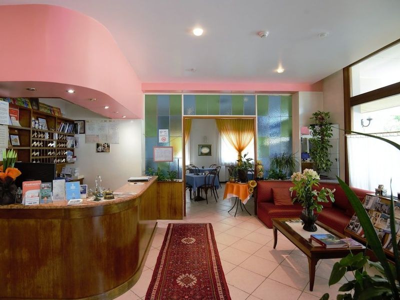 Hotel Photo 10