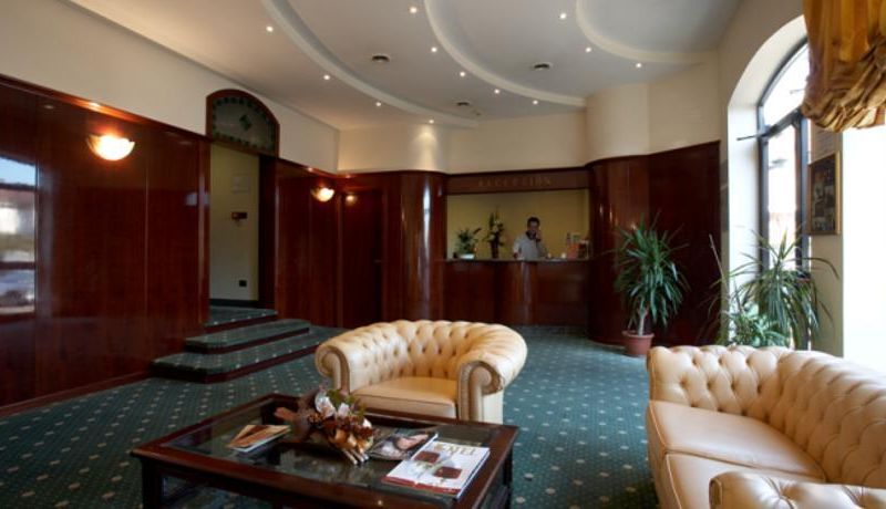 Hotel Photo 9