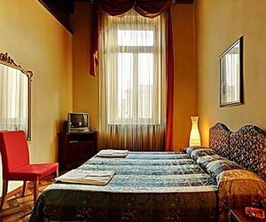 B&B Saluzzo Paesana 1718 Torino Italy