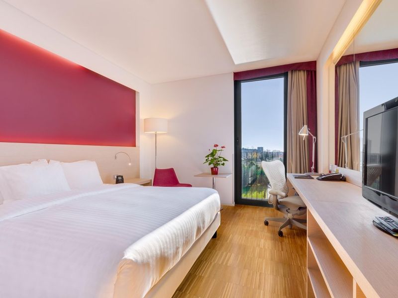 Hotel Photo 1