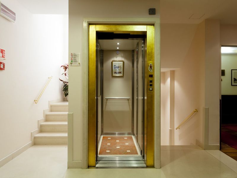 Hotel Photo 16