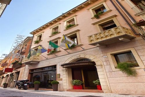 Hotel Photo 23
