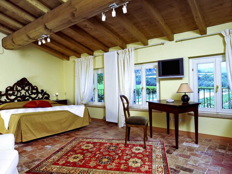 Hotel Photo 6