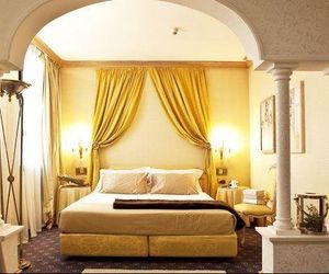 Hotel Leon dOro Verona Italy