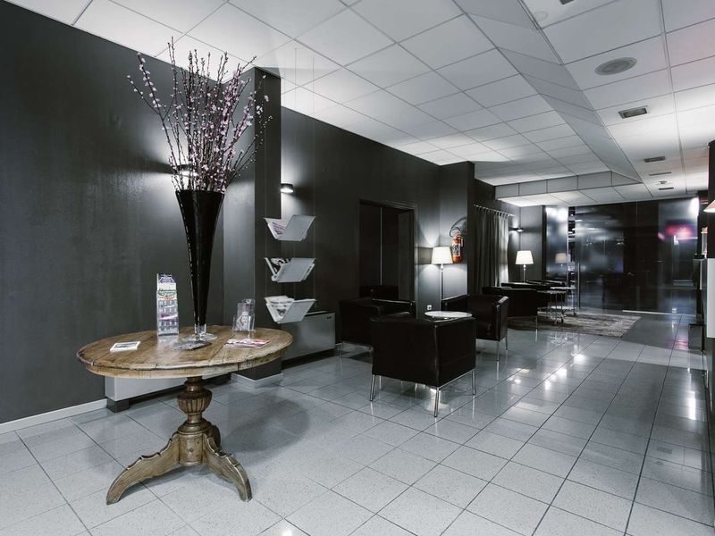 Hotel Photo 8