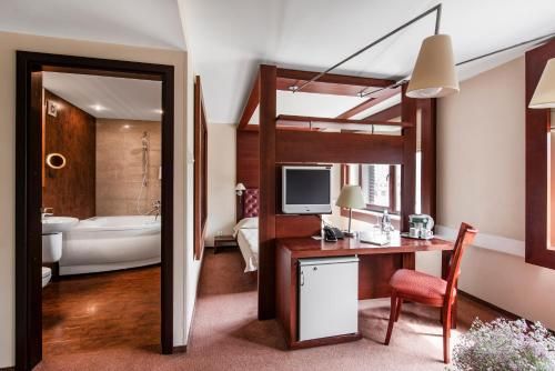 Hotel Photo 4