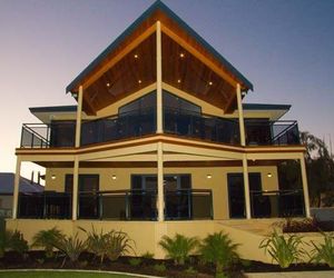 Murray River Lodge Luxury Boutique Accommodation B&B Pinjarra Australia