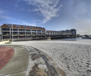 Dolphin Quay Apartments Mandurah Australia