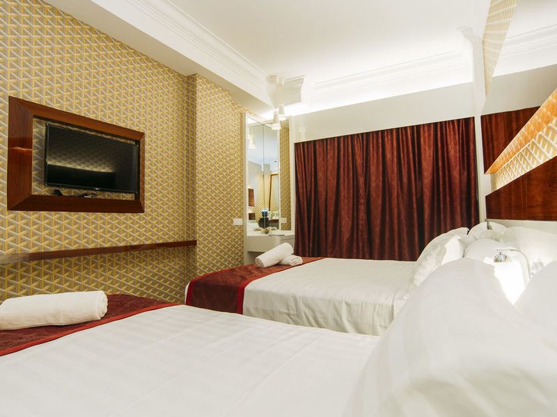 Hotel Photo 7