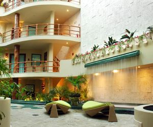 Maya Villa Condo Hotel and Beachclub Playa Del Carmen Mexico