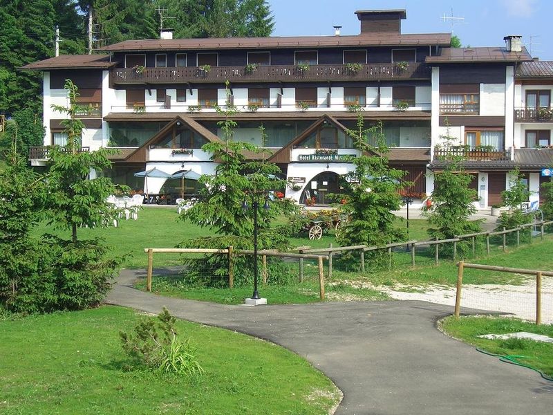 Hotel Photo 10