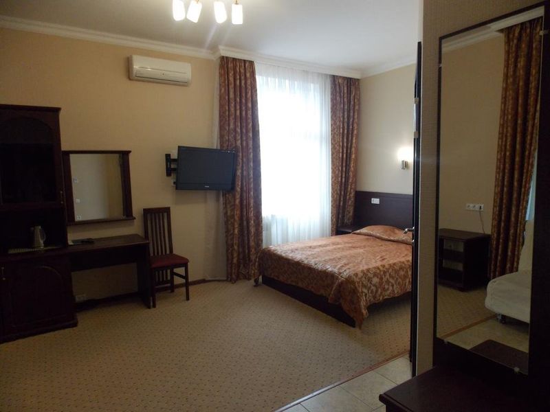 Hotel Photo 6