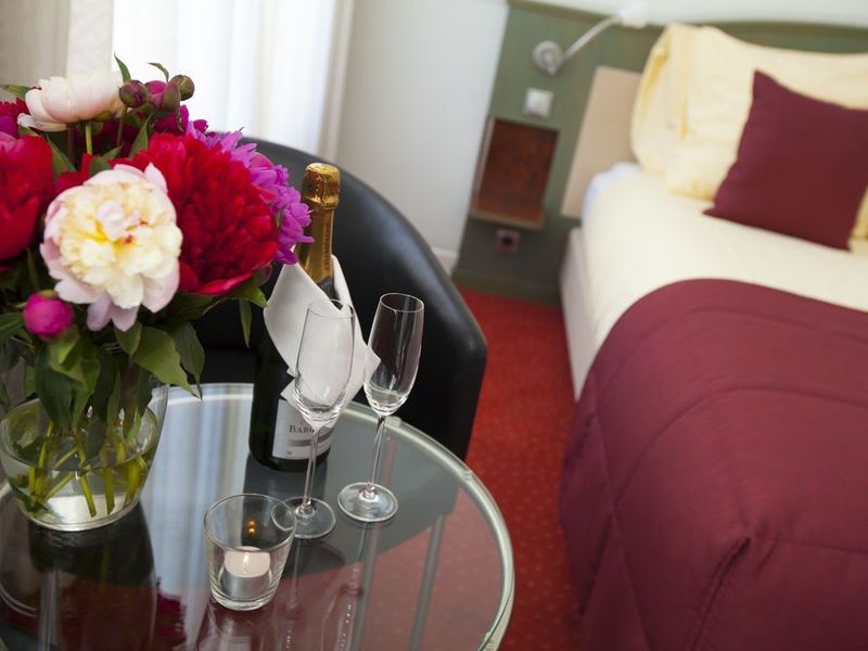 Hotel Photo 12