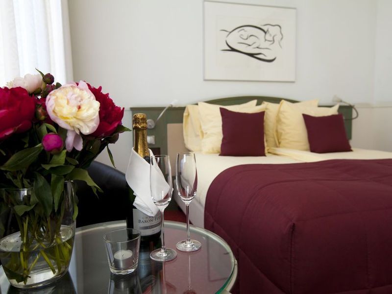Hotel Photo 5