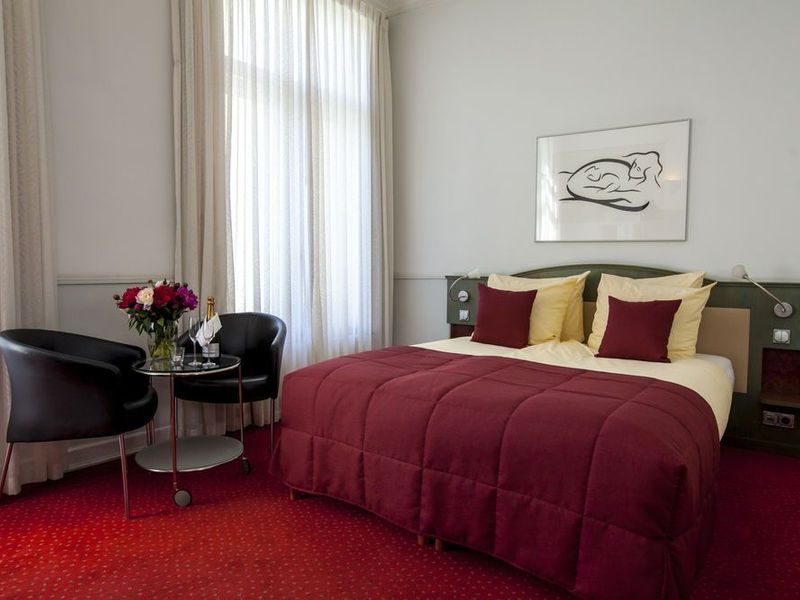 Hotel Photo 6
