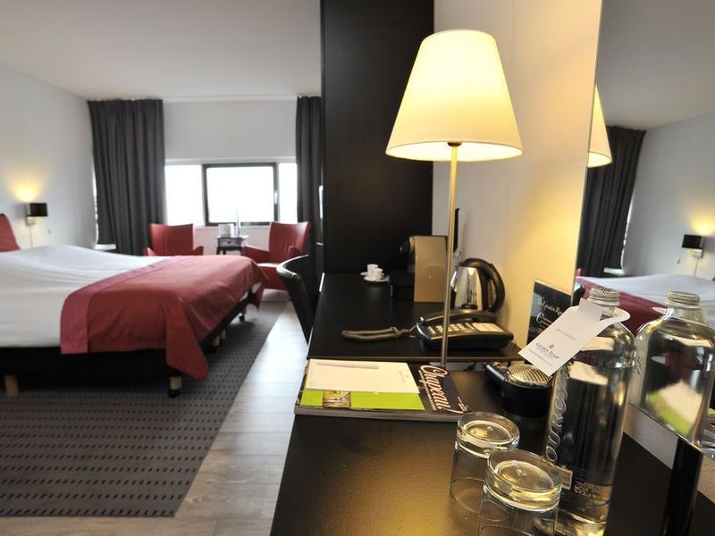 Hotel Photo 1