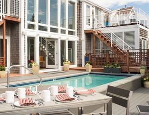 8 Dyer Hotel Provincetown United States