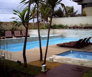 Mandai Flat Jean Cabo Frio Brazil