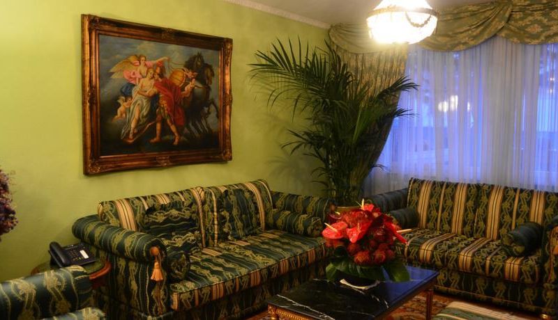 Hotel Photo 8