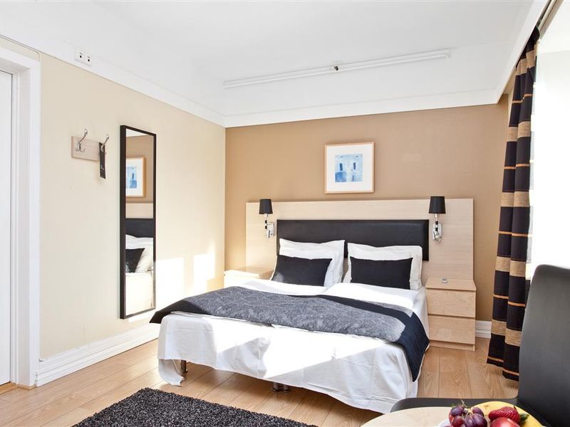 Hotel Photo 1