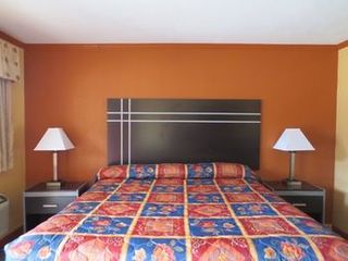 Фото отеля Relax Inn Ashdown