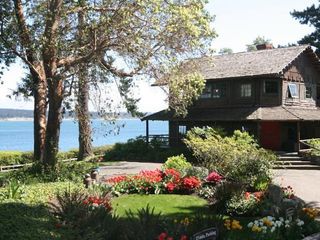 Hotel pic Captain Whidbey Inn