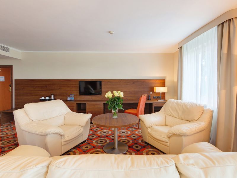 Hotel Photo 5