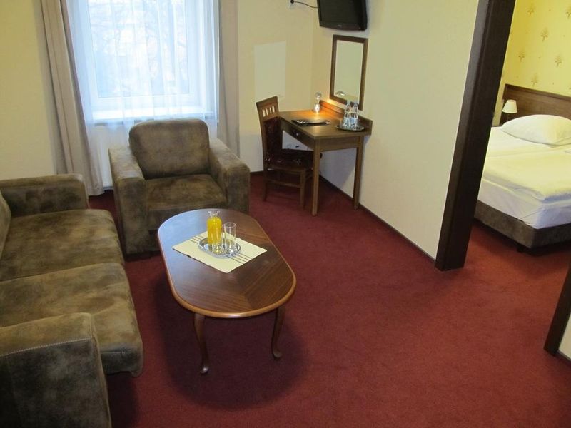Hotel Photo 6