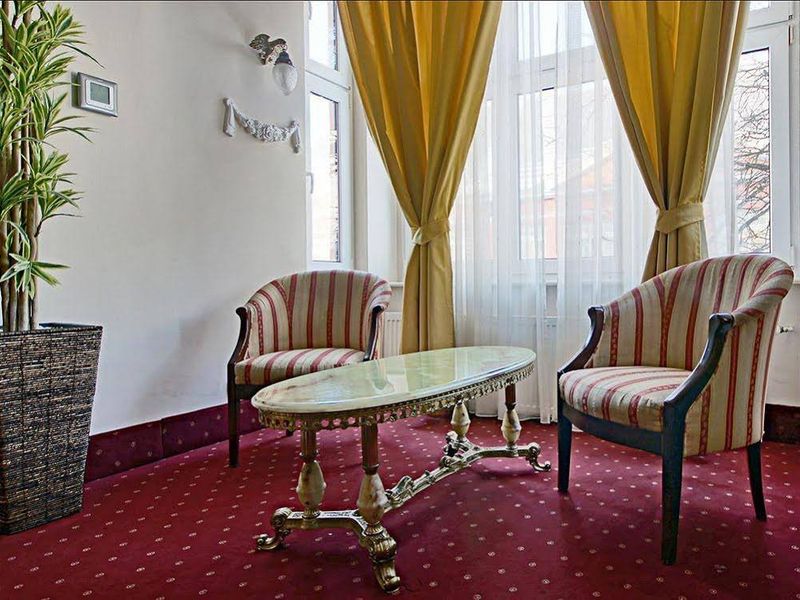 Hotel Photo 9