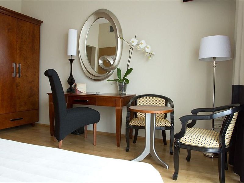 Hotel Photo 12