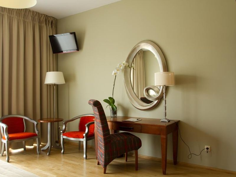 Hotel Photo 8
