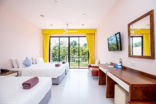 Hotel Photo 6